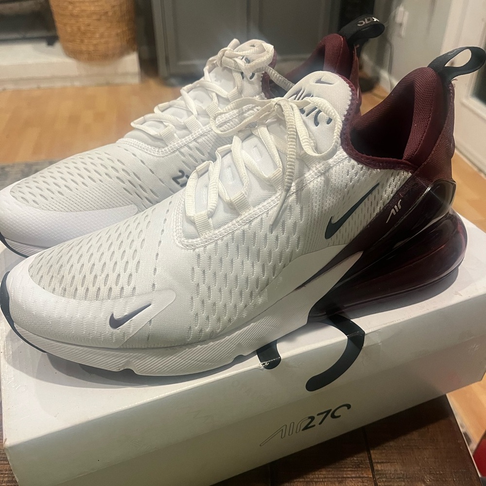 Nike Air Max 270 “Burgandy”